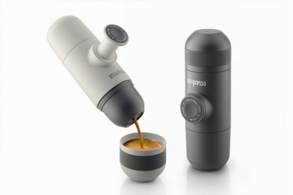 Esta é a MInipresso: a máquina de café expresso portátil que cabe na sua bolsa!