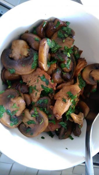 cogumelos-salteados-na-manteiga-receita-de-viagem